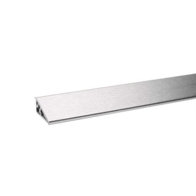 Profil antistrop triunghiular 24x11,5 mm, lungime 4 m