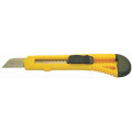 Cutter 18mm profesional LumyTools LT76185 – cutter cu lamă segmentată pentru tăieri precise