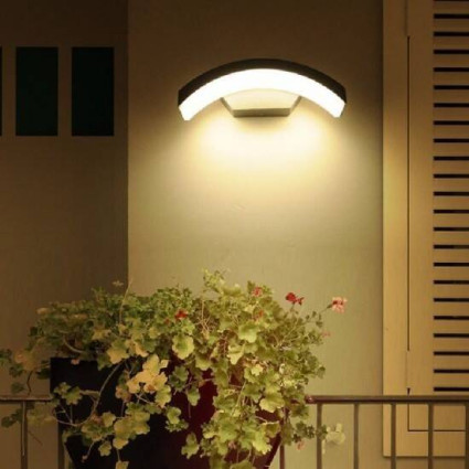Aplica LED exterior concavă 24W 3000K IP65 SPN75954 – lumină caldă, iluminat fațadă modern, negru