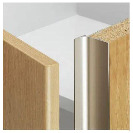 Profil mâner vertical Gola tip J auriu mat 2.7 m din aluminiu – mâner încastrat mobilier modern fără mânere