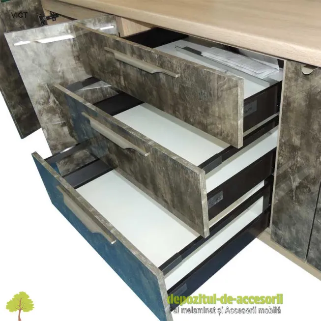 Mobila bucatarie Victoria - accesorii Blum