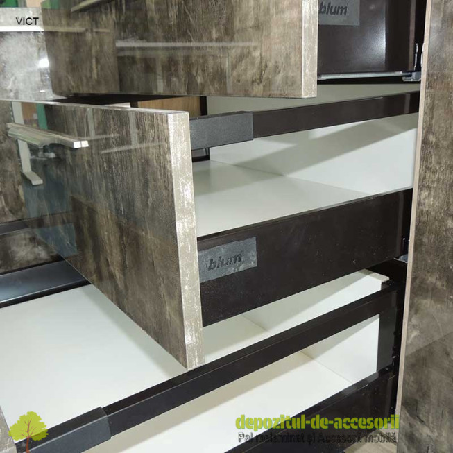 Mobila bucatarie Victoria - accesorii Blum